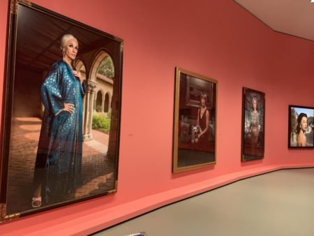 Fichier:Rétrospective Cindy Sherman à la Fondation Louis Vuitton, Paris  2020.jpg — Wikipédia
