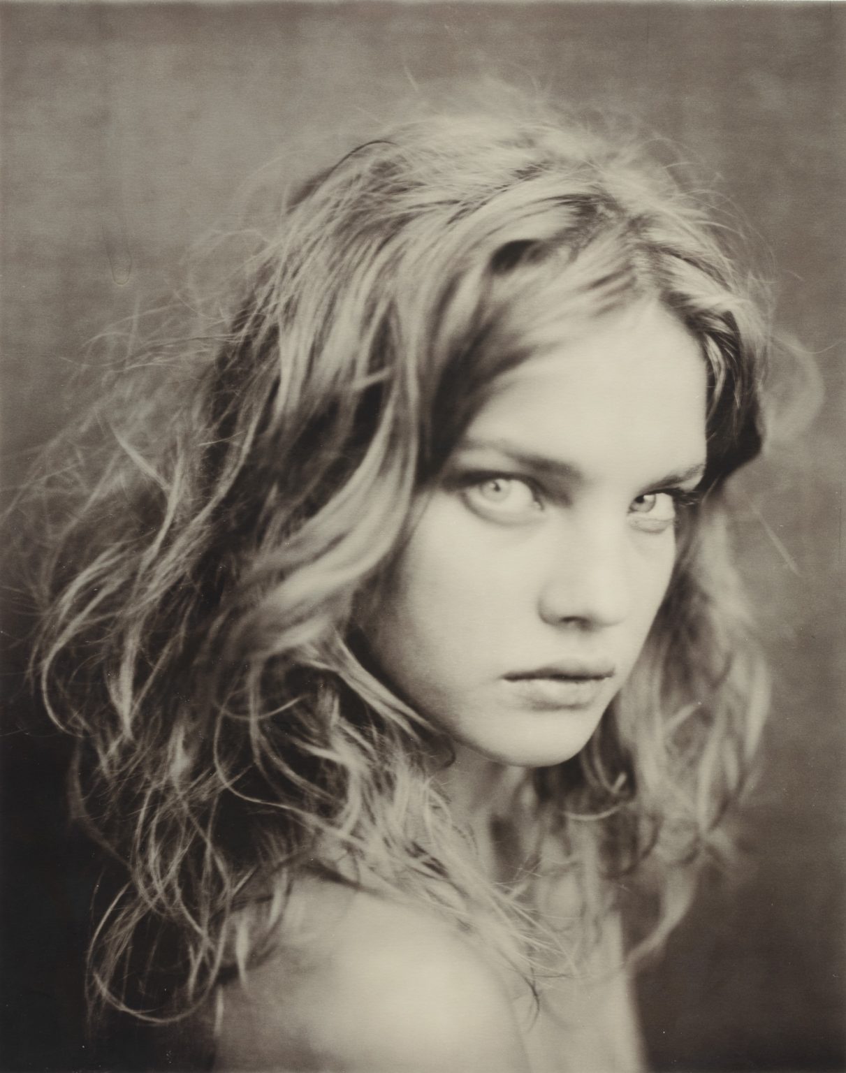 Paolo Roversi: a sale that's like a glimpse of the famous fashion ...